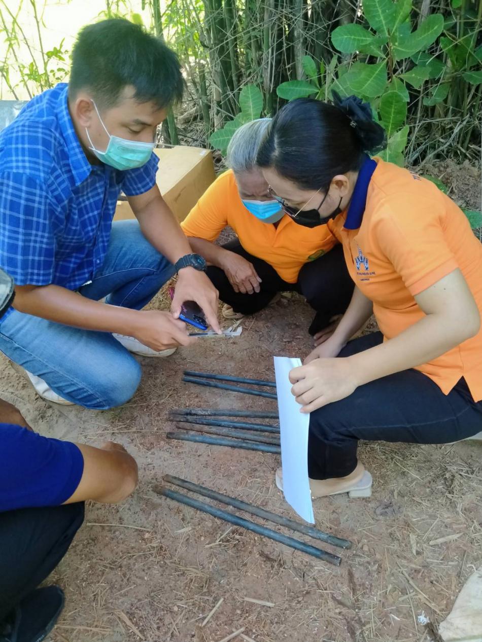 ตรวจสอบพัสดุงานก่อสร้างโครงการถนนคอนกรีตเสริมเหล็กหมู่ที่11