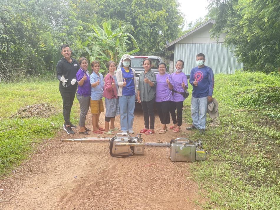 ่พ่นหมอกควันควบคุมไข้เลือดออก หมู่ 3 โพนดู่ หมู่ 14 หนองหอไตร และ รร.ธรรมากร