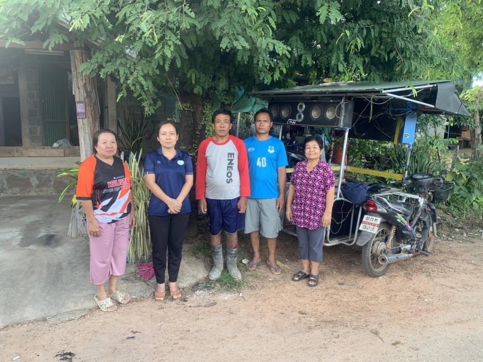 วันที่ 26 ตุลาคม 2566 นายยงชัย รักษาพล นายกองค์การบริหารส่วนตำบลพุ่มแก มอบหมายให้นางสาวฉริญาภรณ์ พ่อสาร  นักพัฒนาชุมชนอบตพุ่มแก ลงพื้นที่เพื่อเก็บข้อมูลคนพิการที่มีฐานะยากจนยากไร้ เพื่อขอรับการช่วยเหลือไปยังหน่วยงานที่เกี่ยวข้องต่างๆได้พิจารณาในการให้ความช่วยเหลือต่อไป เช่นทุนประกอบอาชีพ การฝึกอาชีพ หรืออื่นๆที่จะทำให้คุณภาพชีวิตคนพิการในพื้นที่ตำบลพุ่มแกดีขึ้น